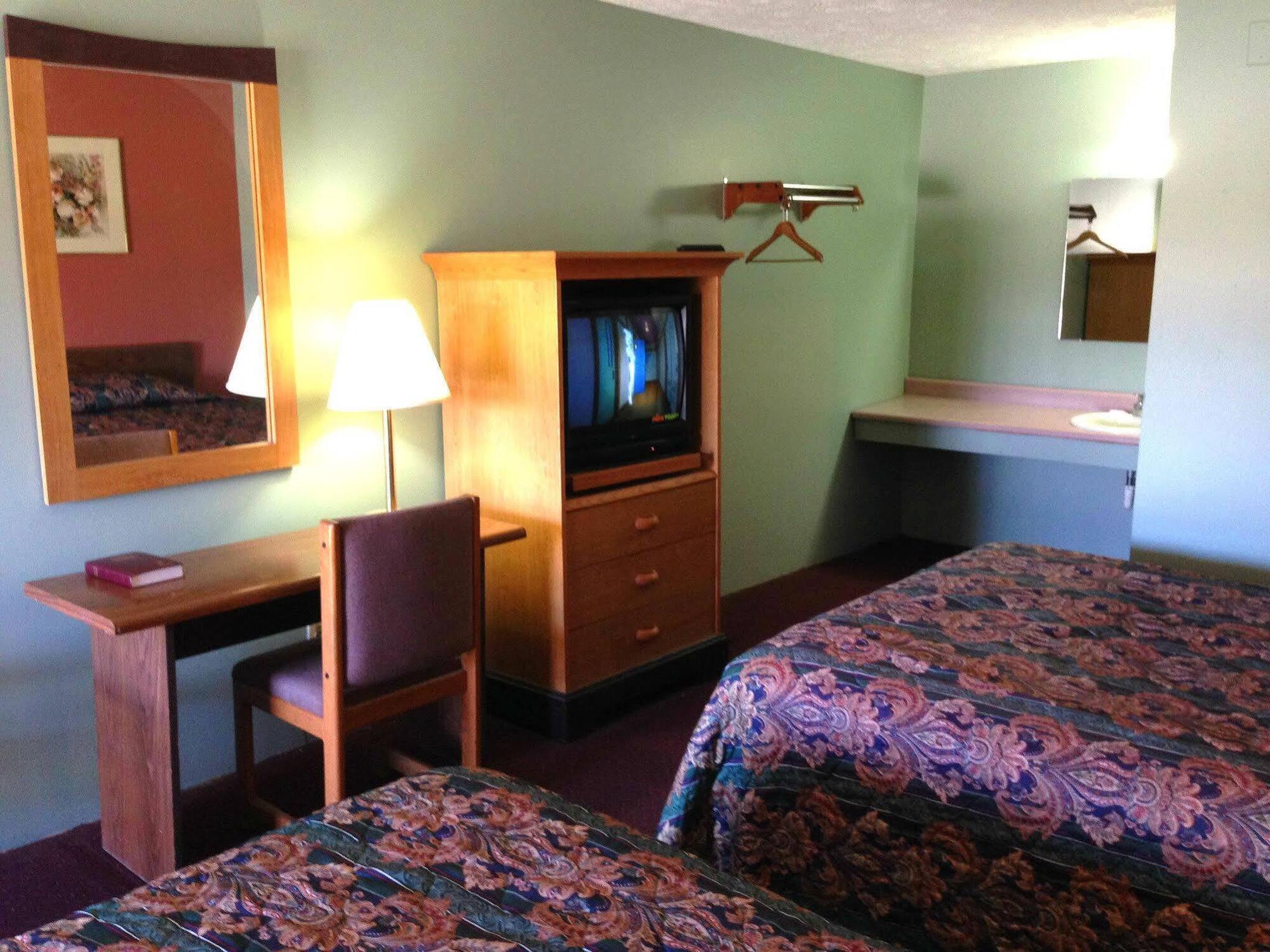 Key West Inn - Hobart 梅里尔维尔 外观 照片