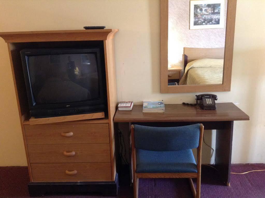 Key West Inn - Hobart 梅里尔维尔 外观 照片
